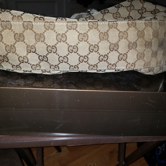 SOLD!!! Authentic Pre-owned Gucci handbag - Picture 7 of 8